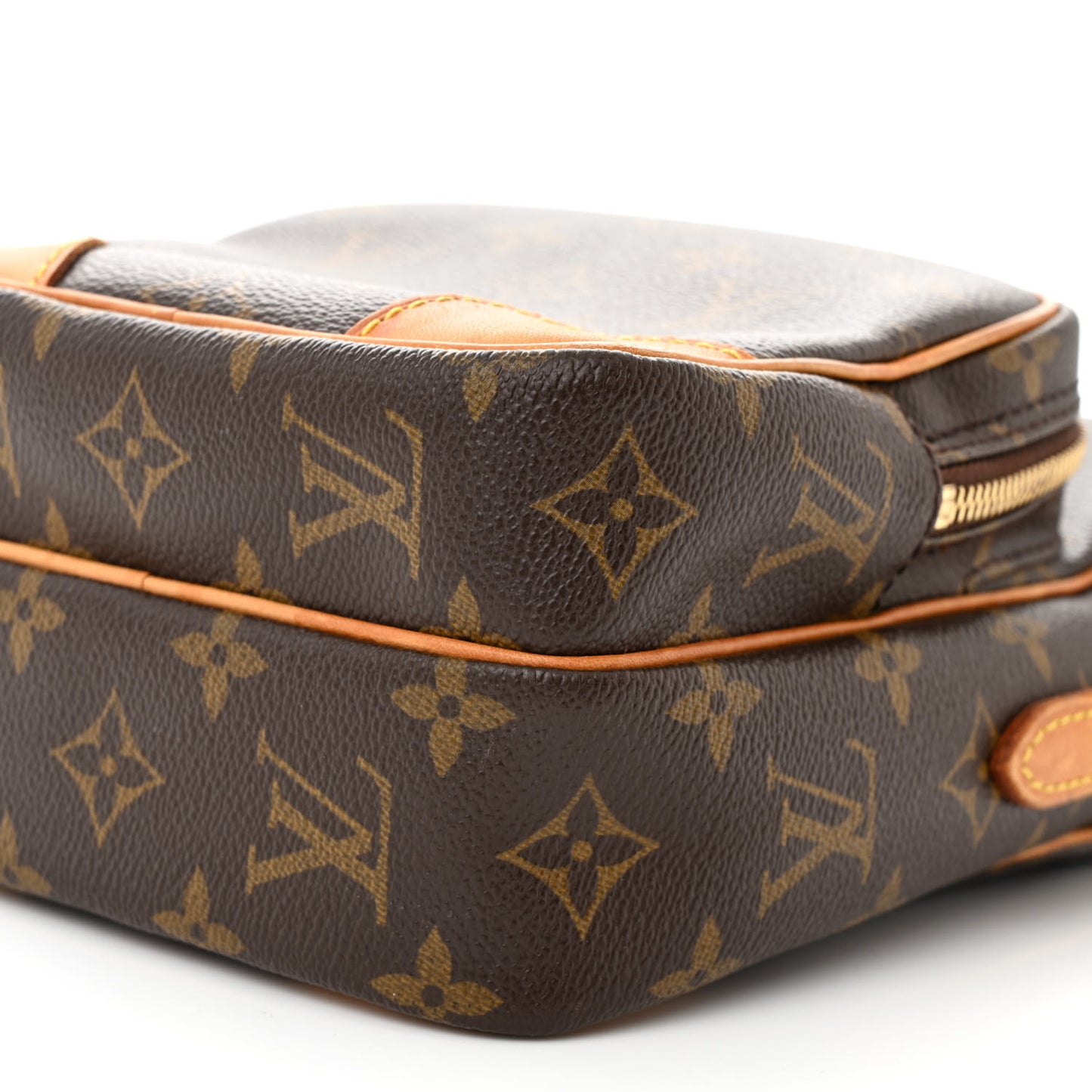 Monogram Amazone