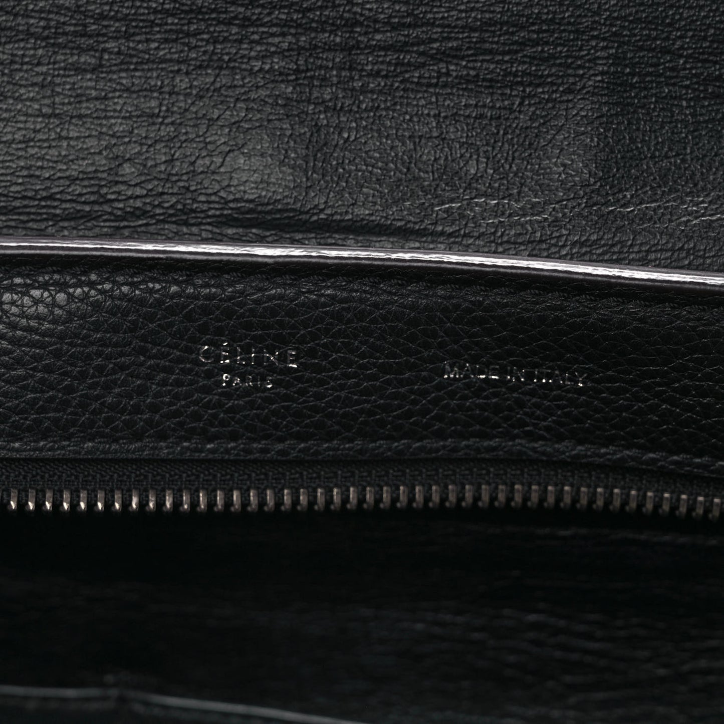 Drummed Calfskin Suede Medium Trapeze Black