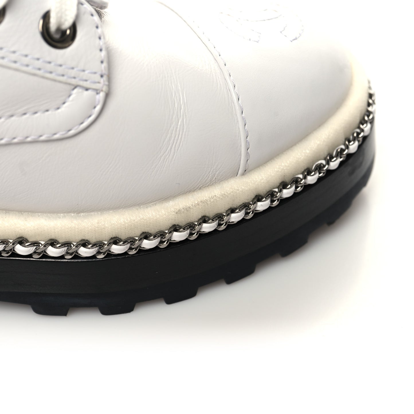 Crackled Calfskin Pearl Chain CC Combat Short Boots 35.5 White