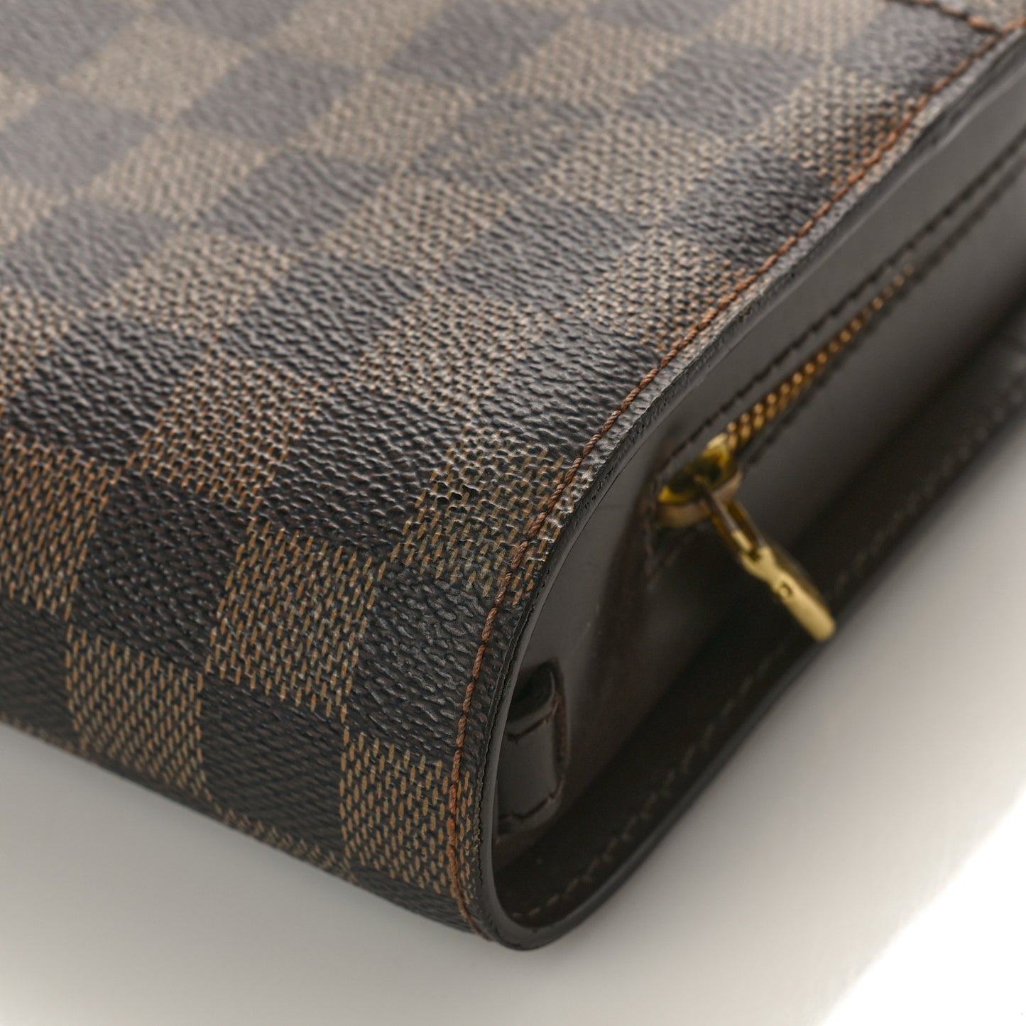 Damier Ebene Pochette Saint Louis Clutch