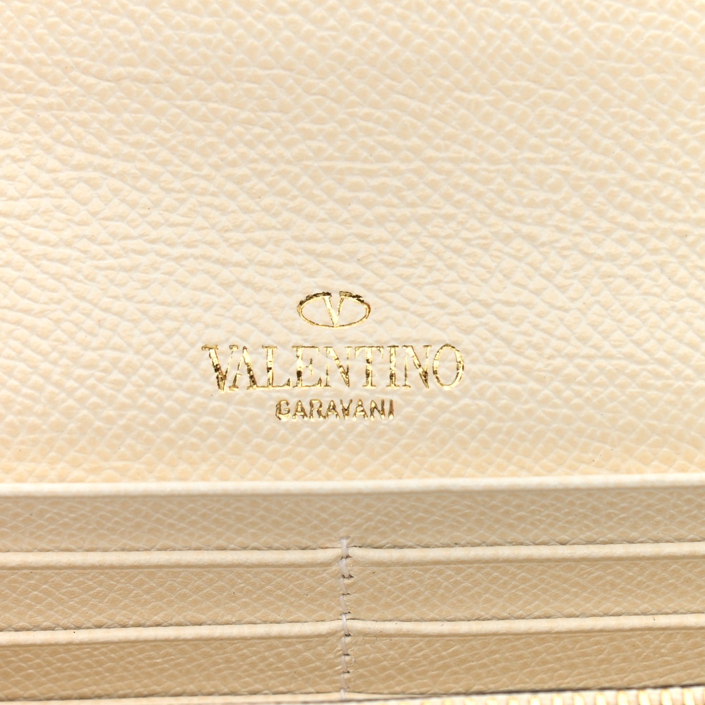Calfskin Rockstud Flip Lock Wallet White