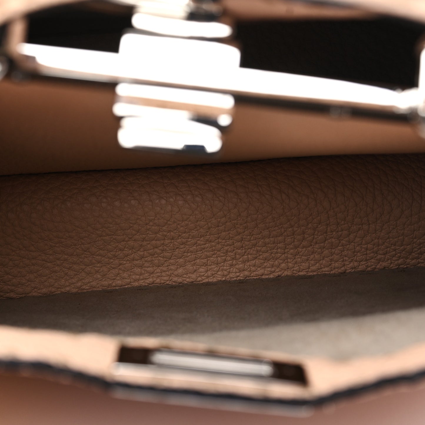 Cuoio Romano Selleria Chamois Small Peekaboo I SEE U Satchel Cipria