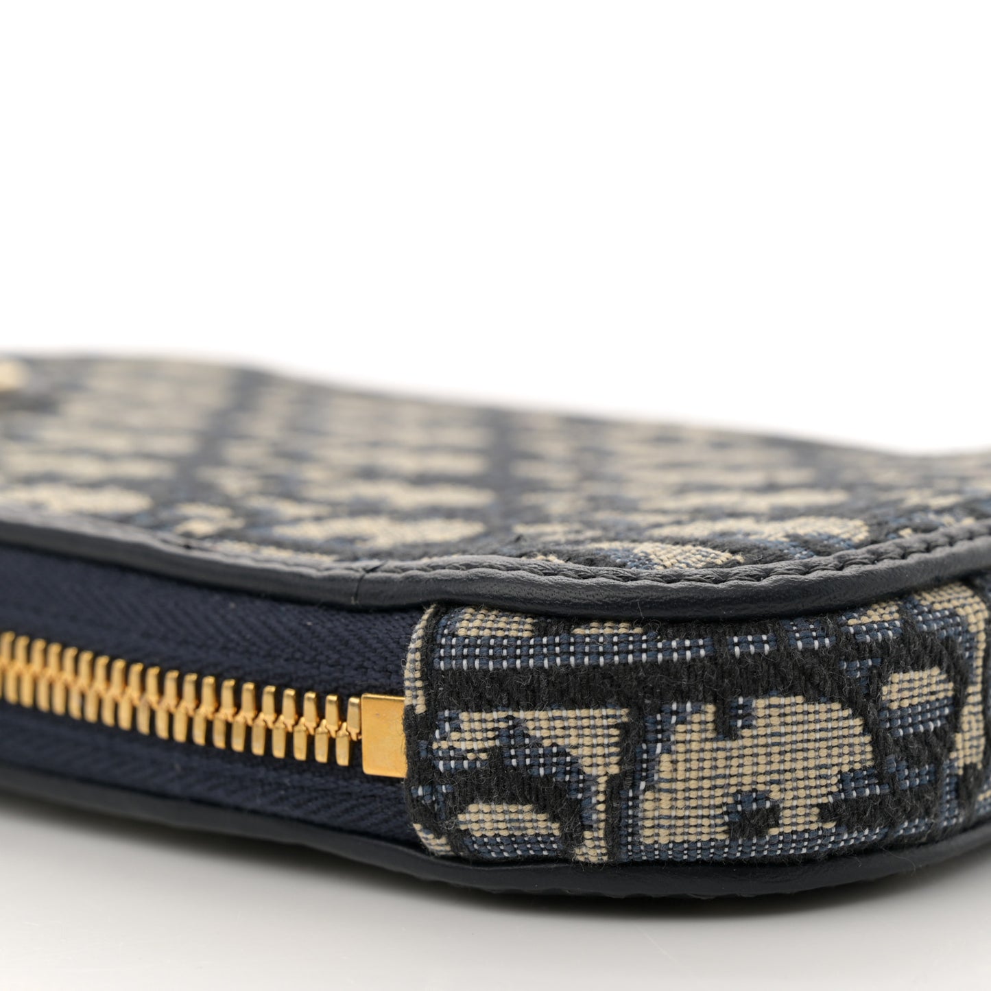 Oblique 30 Montaigne Phone Holder Blue
