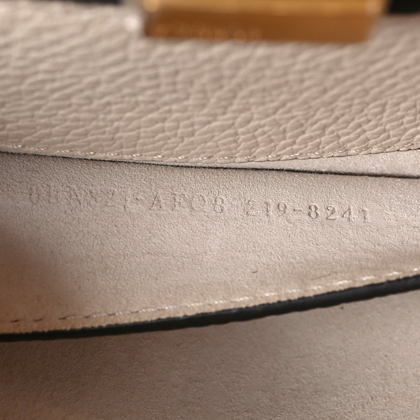 Vitello Granato Camoscio Selleria Macro Stitchings Medium Peekaboo I SEE U Satchel Camelia