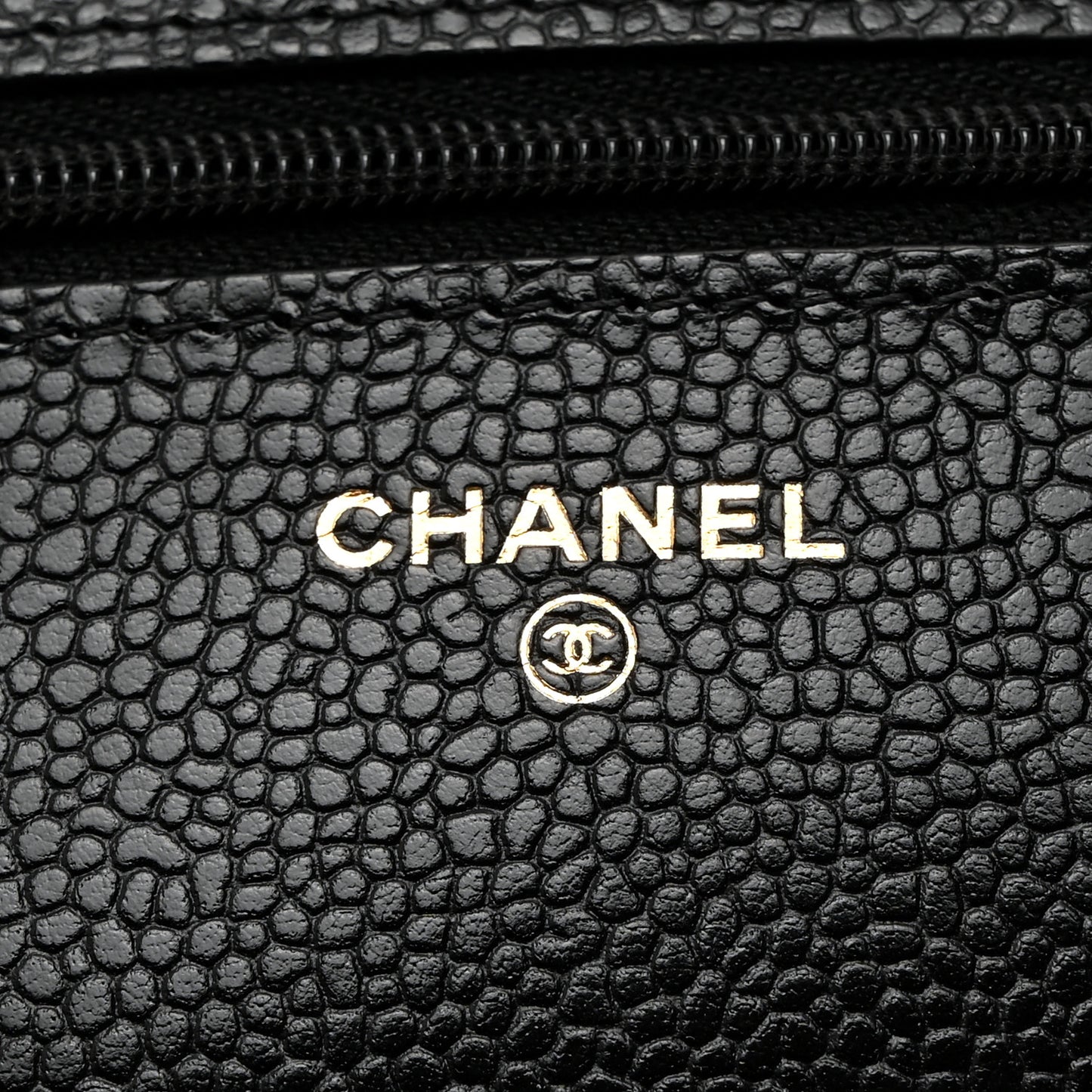 Caviar Quilted Wallet on Chain WOC Black