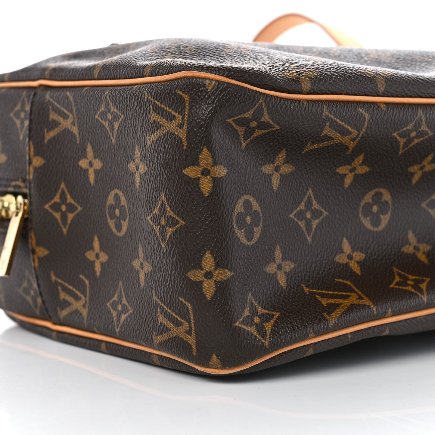 Monogram Cite GM
