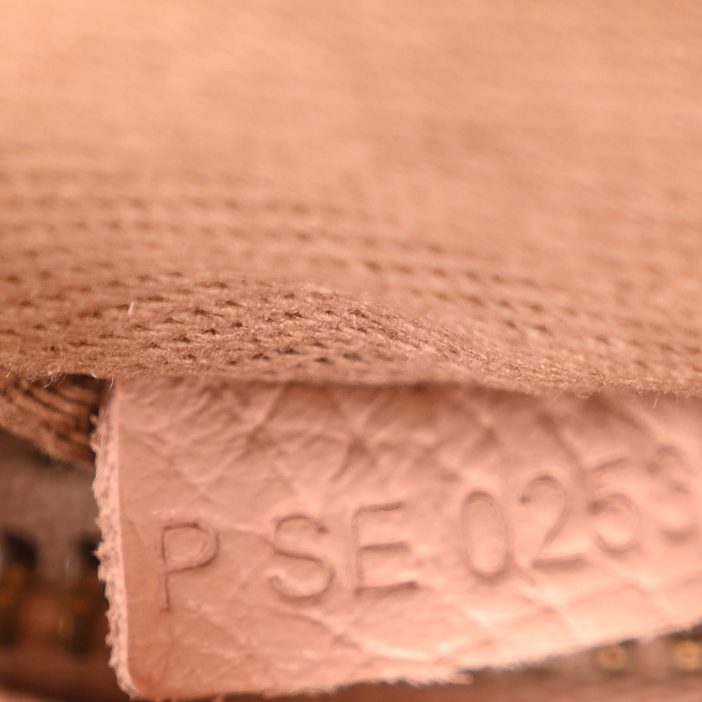 Grained Calfskin Small The Tote Bag Rose Dust