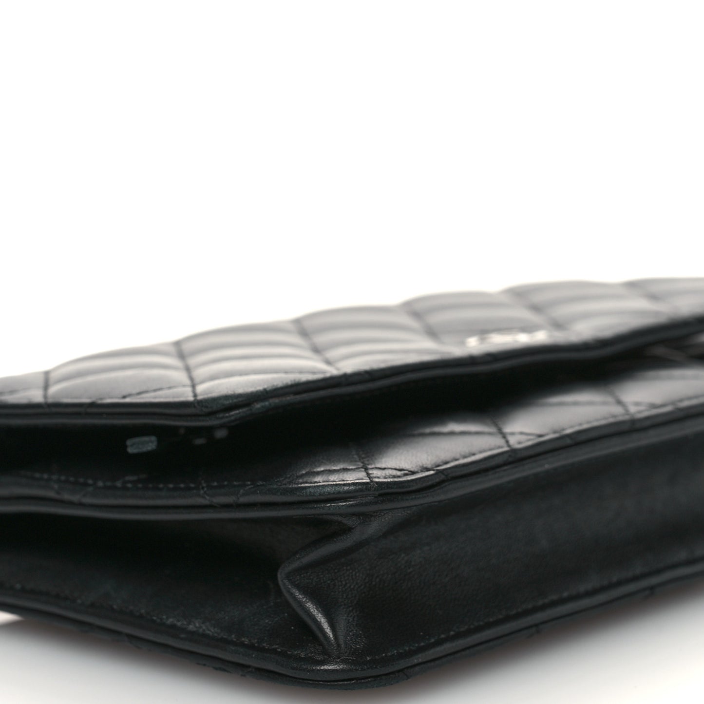 Lambskin Quilted Wallet On Chain WOC Black