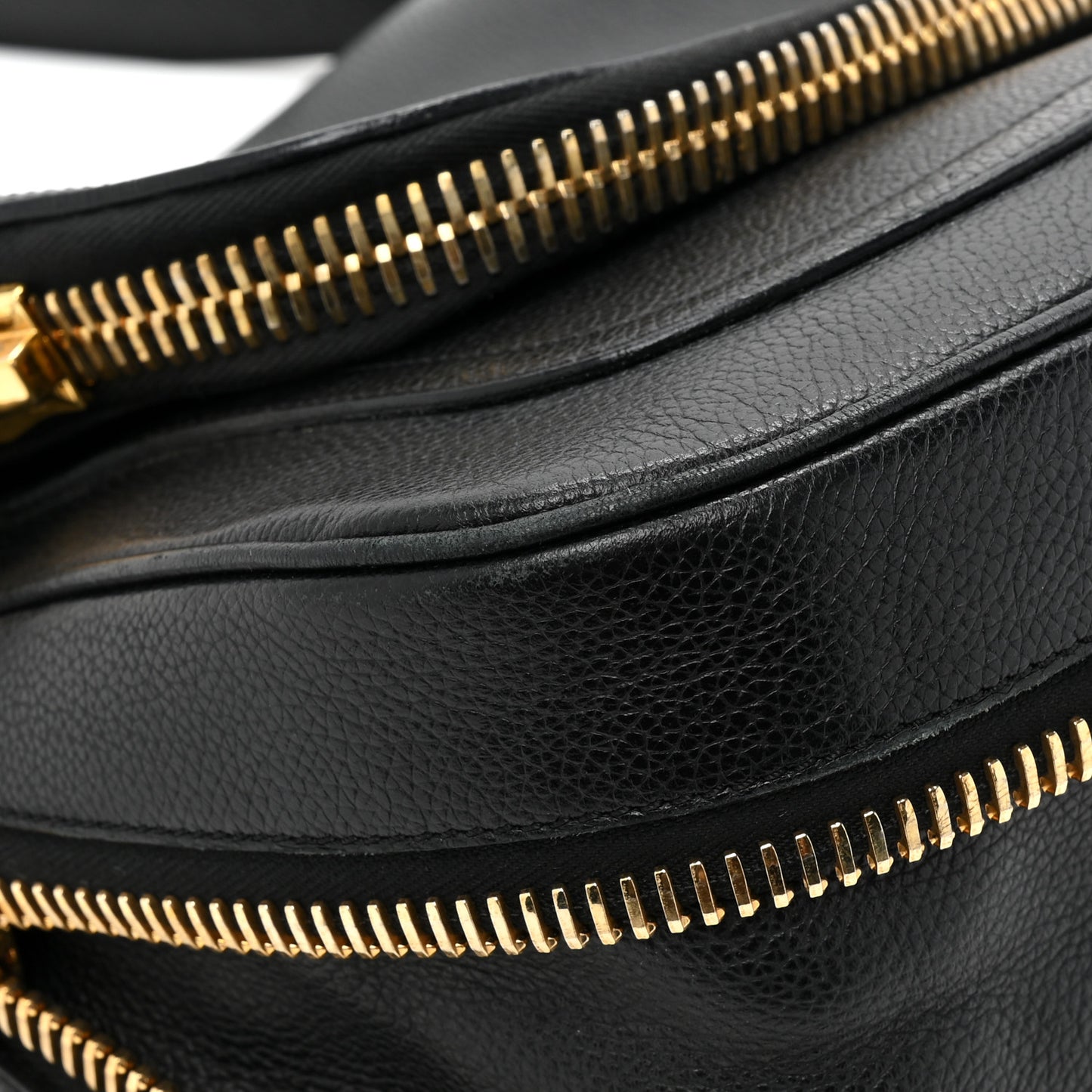 Grained Calfskin Medium Jennifer Crossbody Bag Black