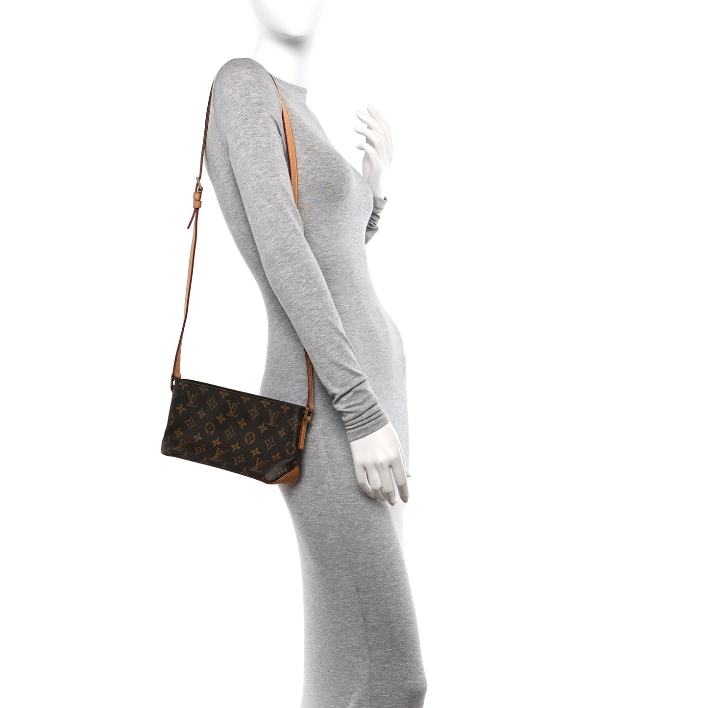 Monogram Trotteur