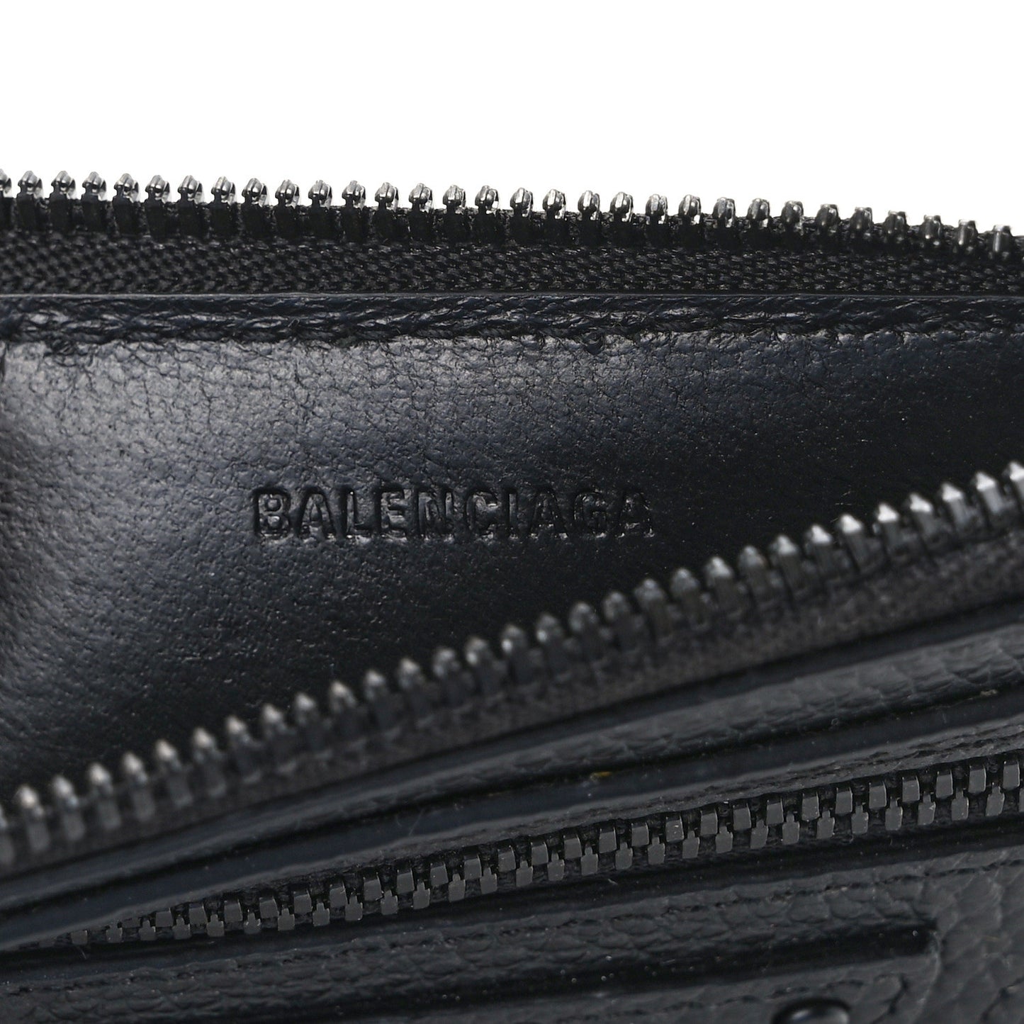 Grained Calfskin Monochrome Neo Classic Brass Hardware Long Coin Case Card Holder Black