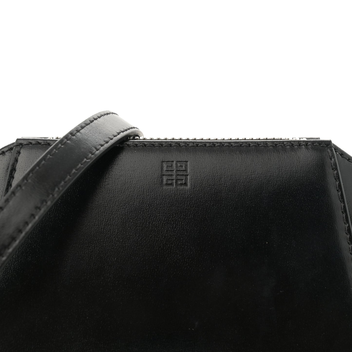 Smooth Calfskin Nano Antigona Black