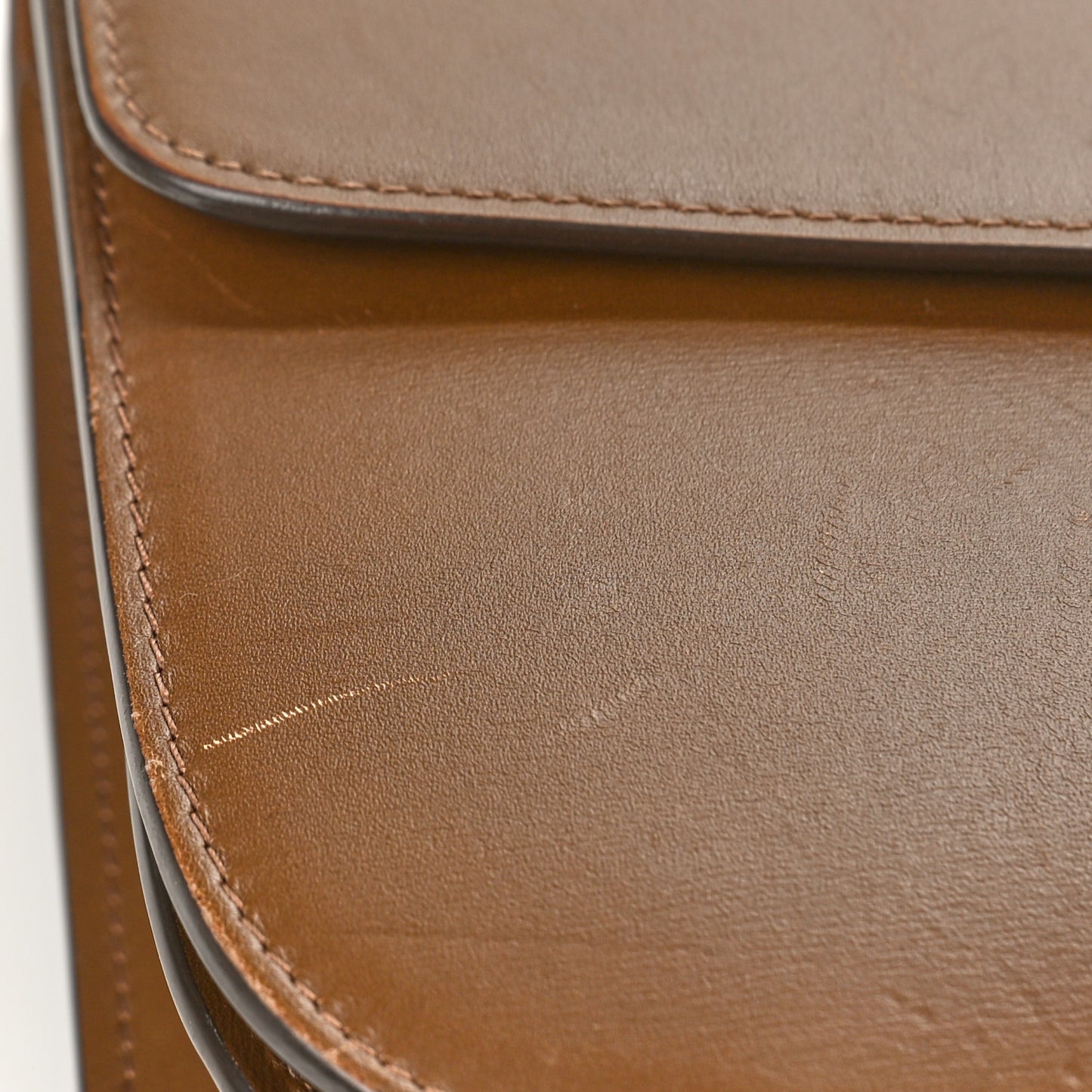 Smooth Calfskin Medium Classic Box Flap Bag Camel
