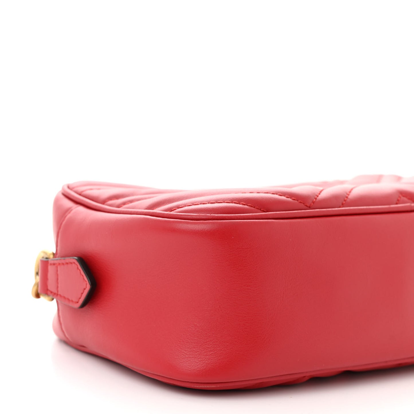 Calfskin Matelasse Small GG Marmont Chain Shoulder Bag Hibiscus Red
