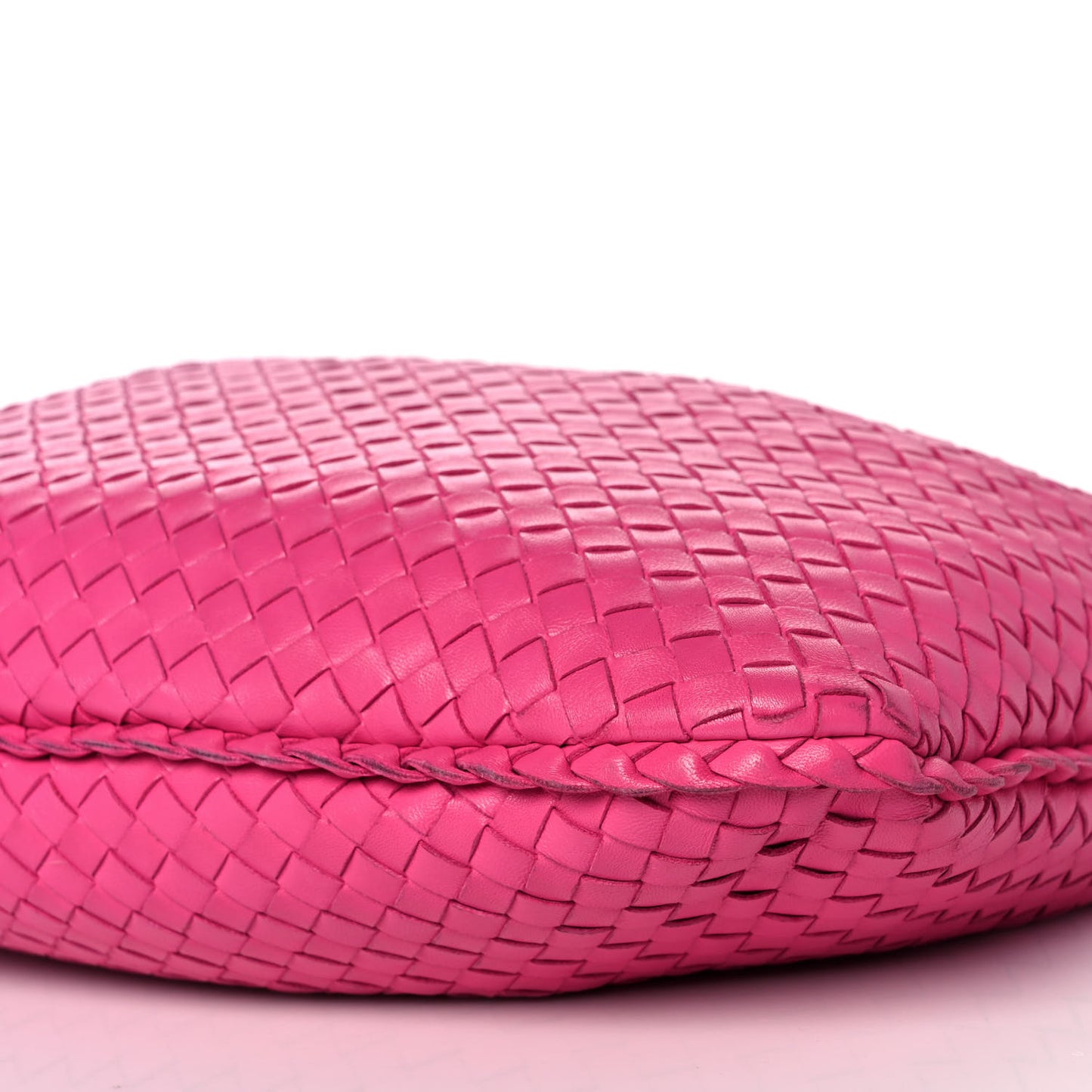 Nappa Intrecciato Medium Veneta Hobo Fuchsia