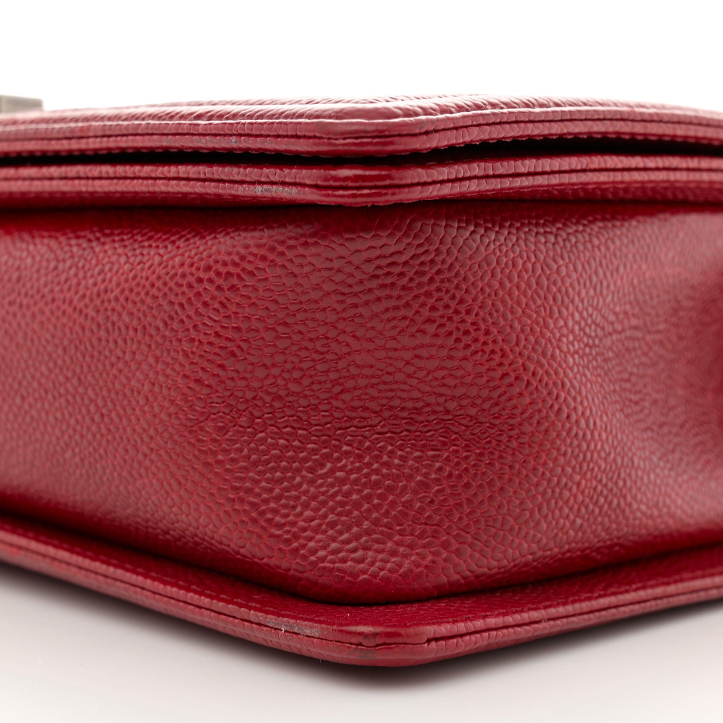 Caviar Quilted New Medium Boy Flap Dark Red