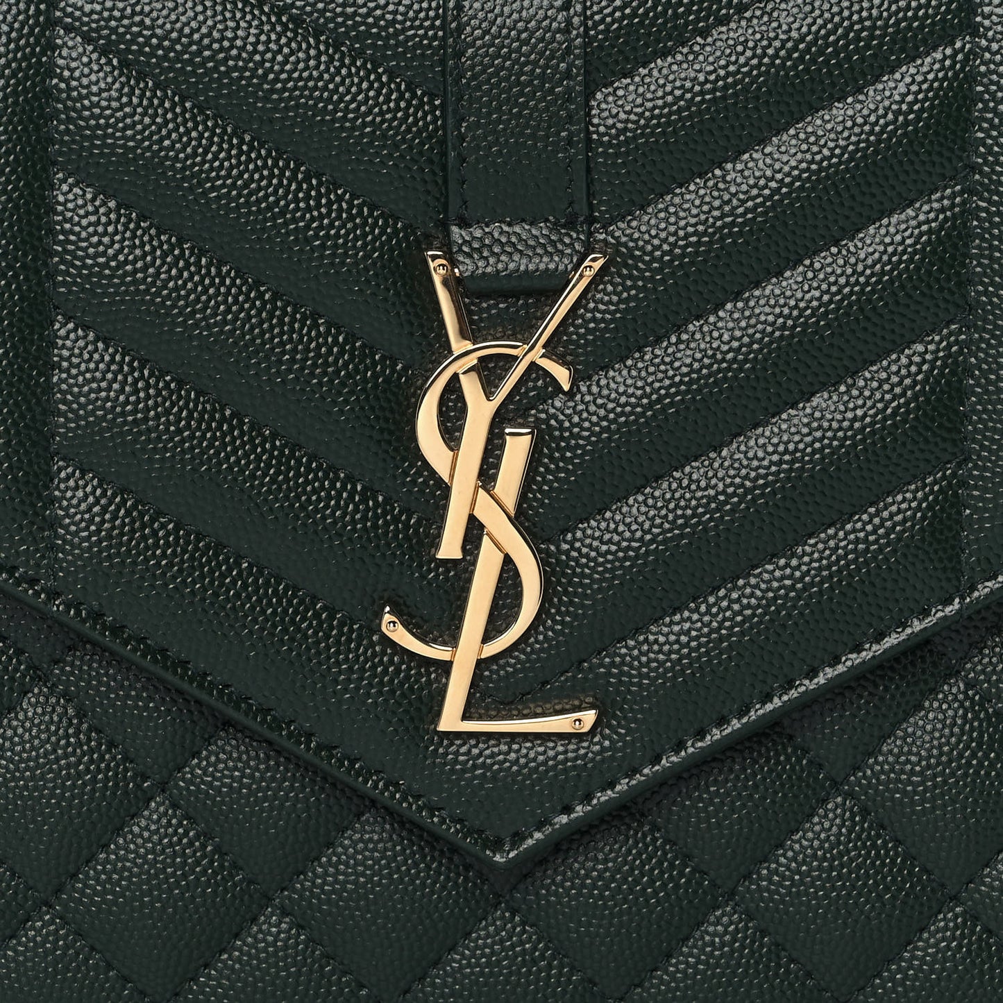 Grain De Poudre Textured Mixed Matelasse Triquilt Monogram Clutch Vert Fonce