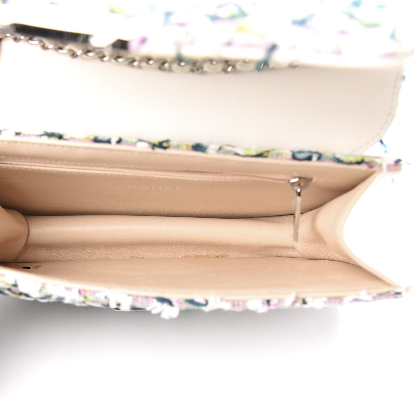 Tweed Beauty Lock Flap Multicolor