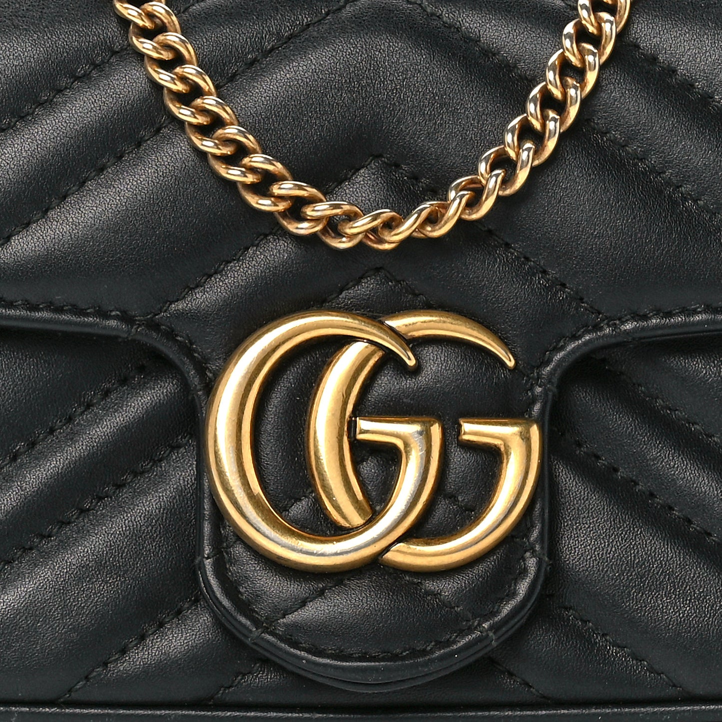 Calfskin Matelasse Super Mini GG Marmont Shoulder Bag Black