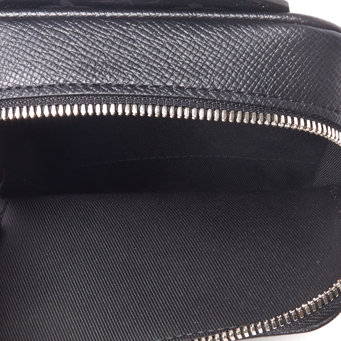 Louis Vuitton Taigarama Outdoor Slingbag Black 6 of 8