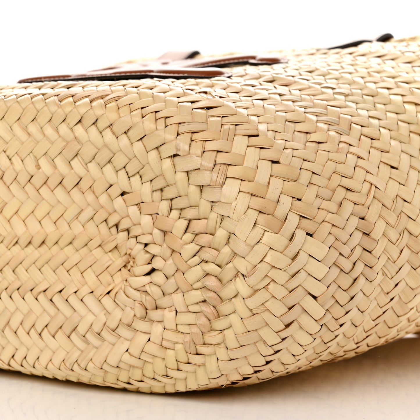 Raffia Calfskin Triomphe Medium Panier Tan