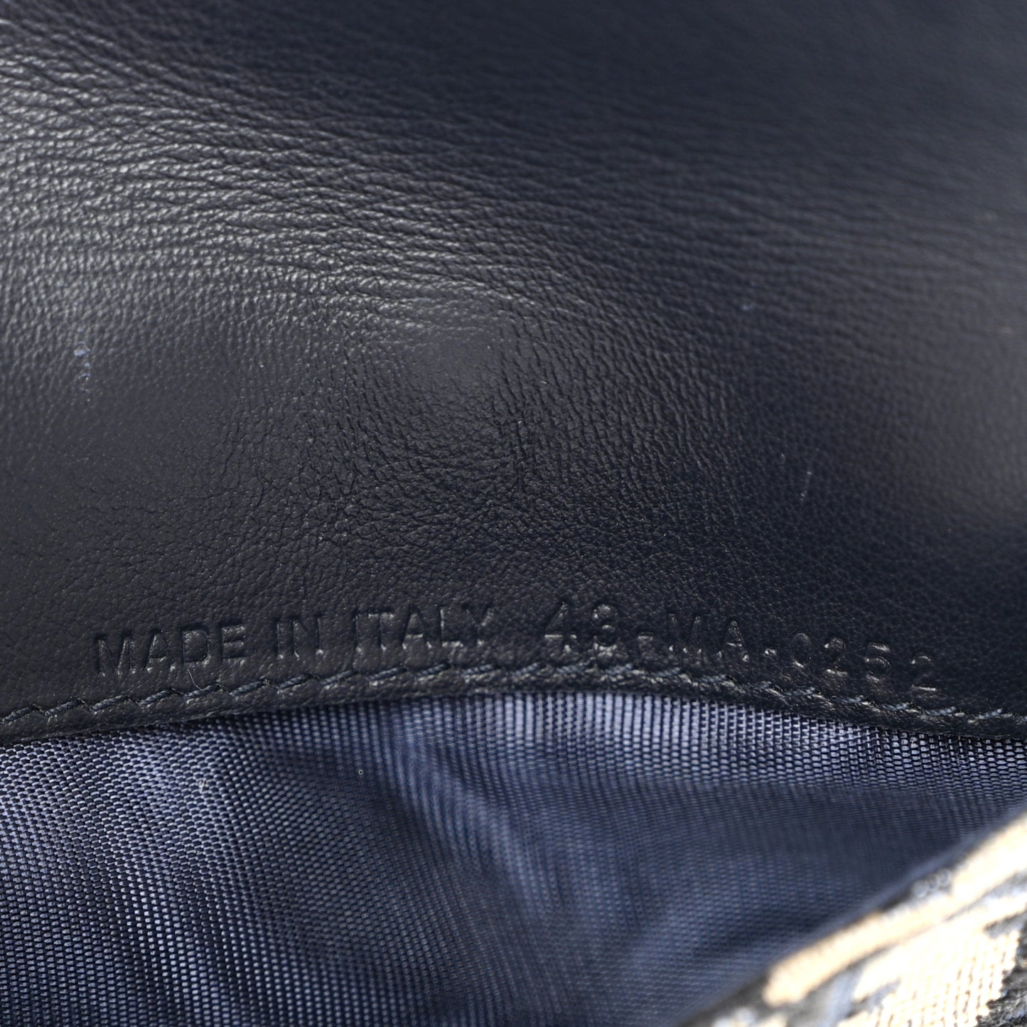 Oblique Saddle Cosmos Zipped Card Holder Blue