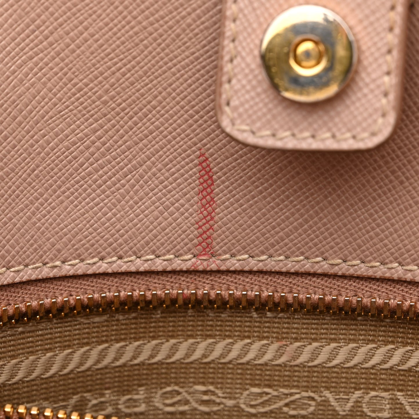 Saffiano Lux Medium Open Promenade Tote Cammeo