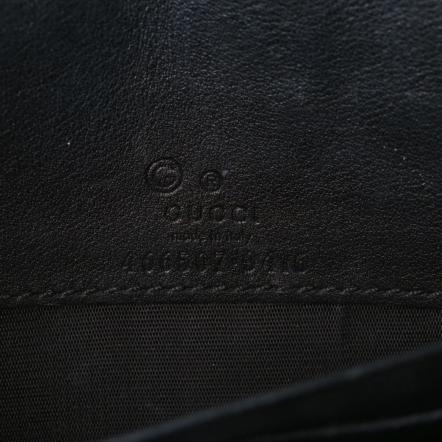 Gucci Microguccissima Crossbody Wallet Black 6 of 9