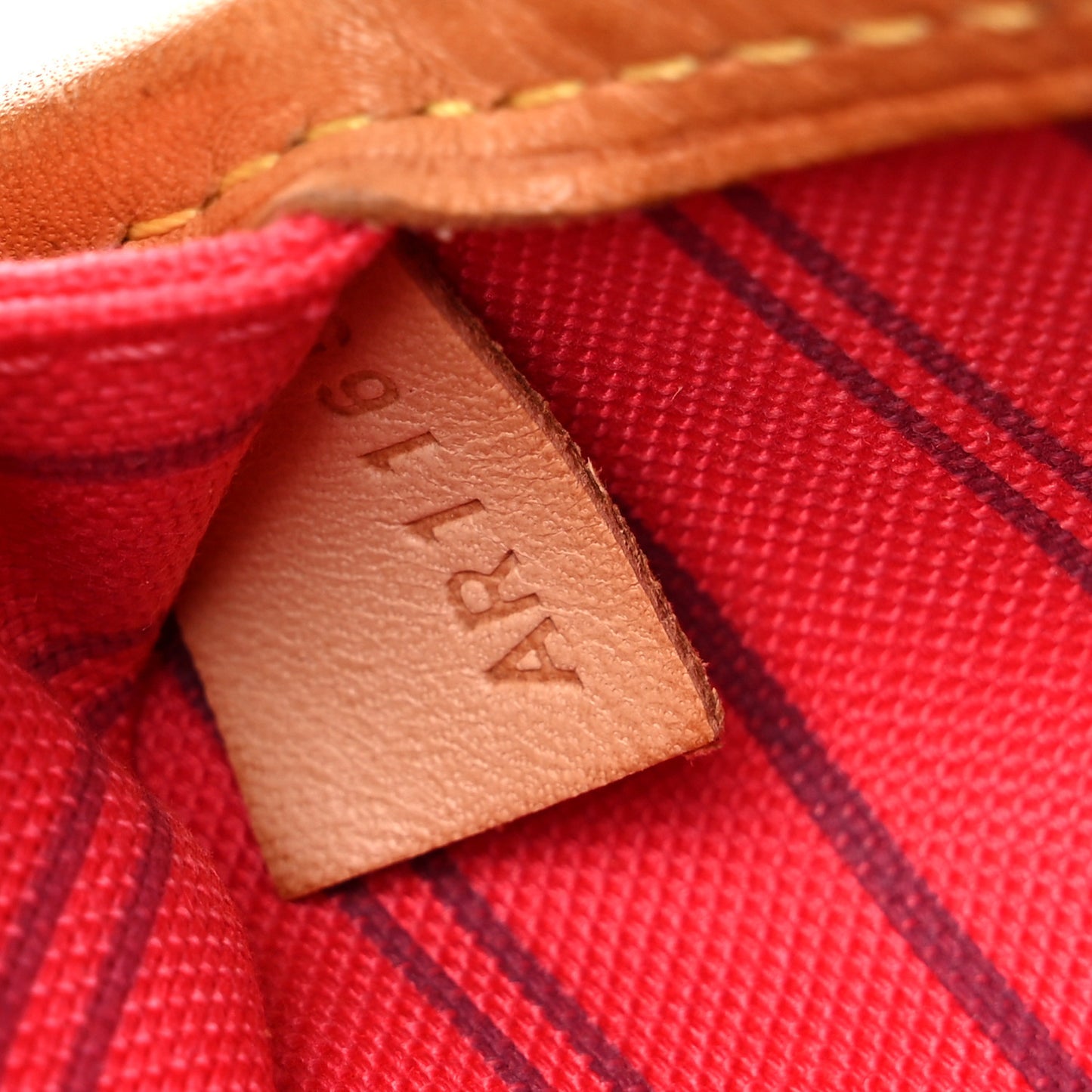 Monogram V Neverfull MM Grenade