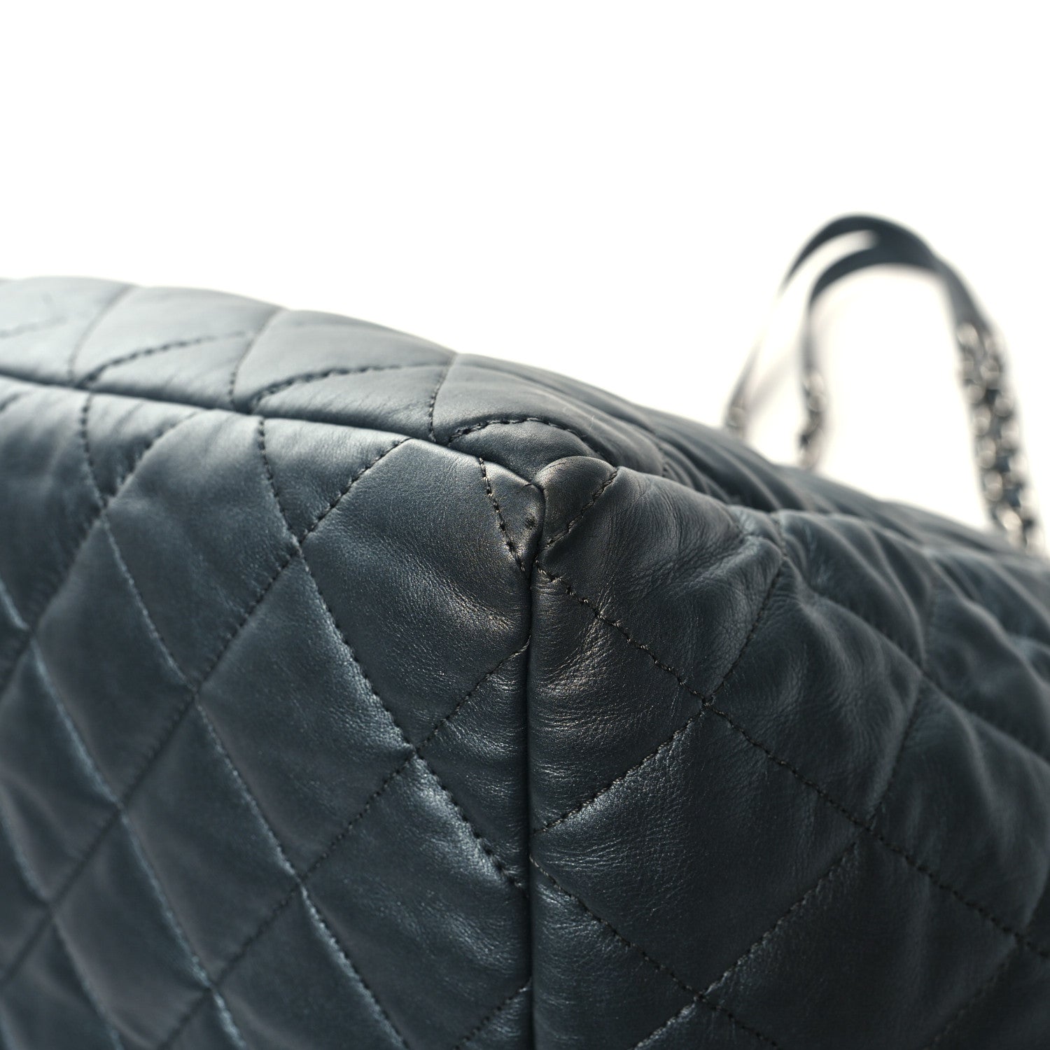 Chanel Metallic Lambskin Quilted Large Week End on Mars Tote Dark Grey 13 of 15