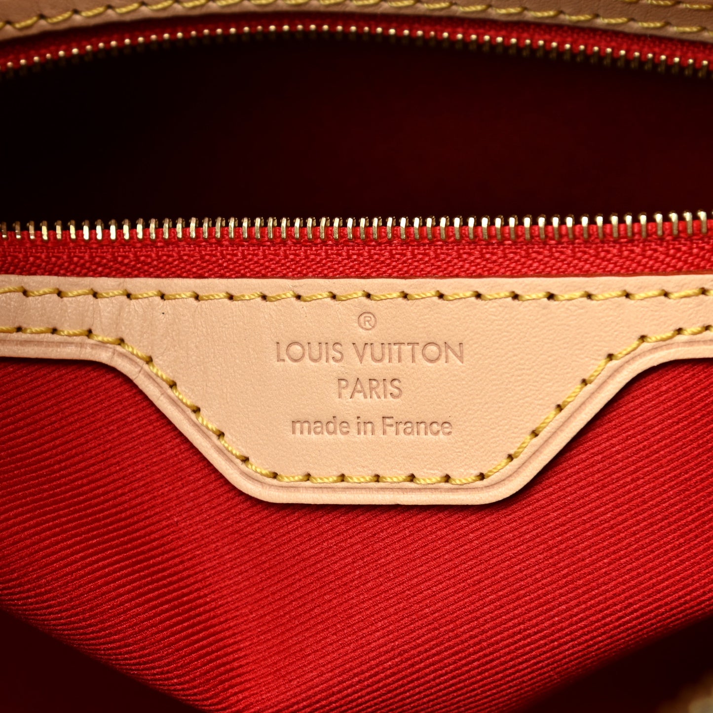 Monogram Carry It