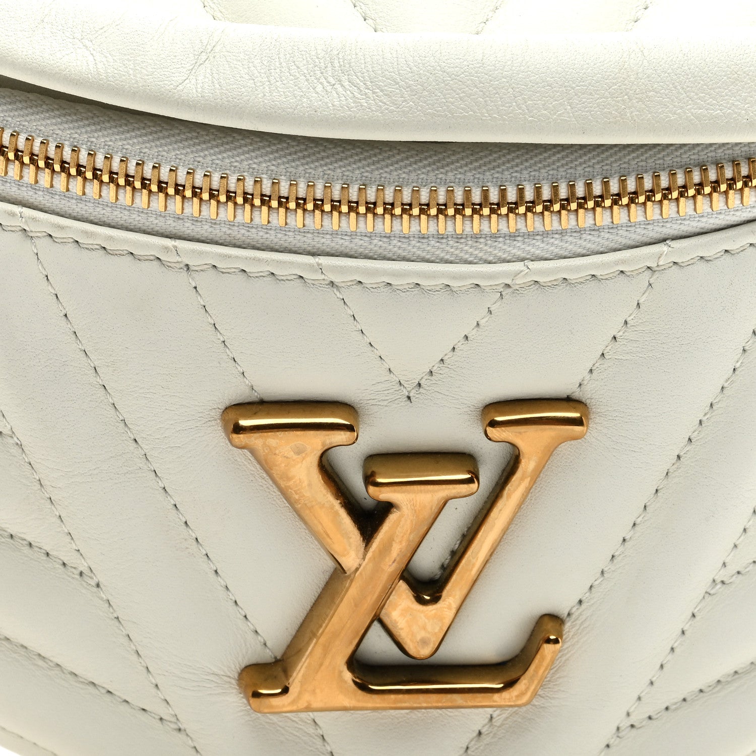 Louis Vuitton Calfskin New Wave Bumbag Snow 7 of 9