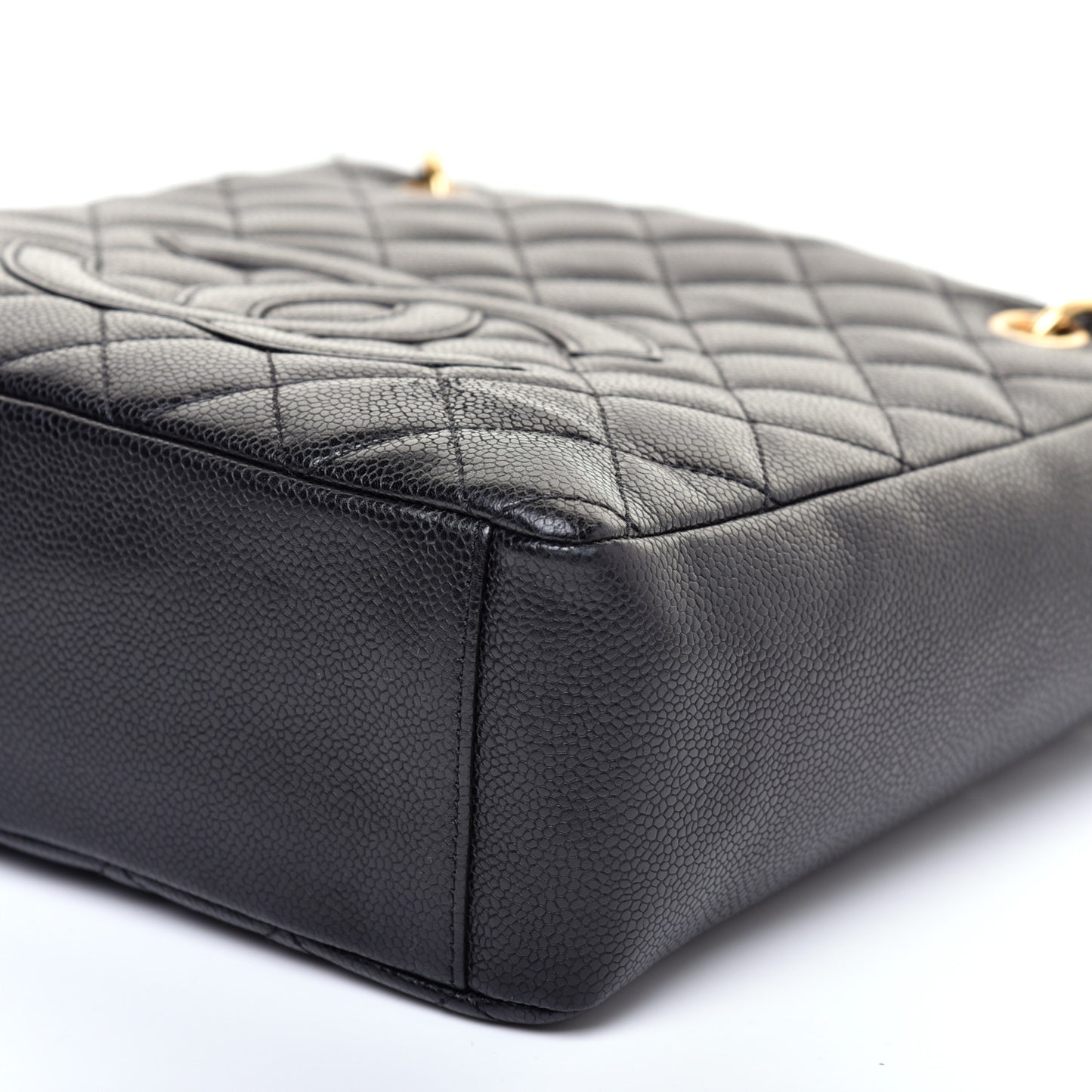 Caviar Quilted Petit Shopping Tote PST Black