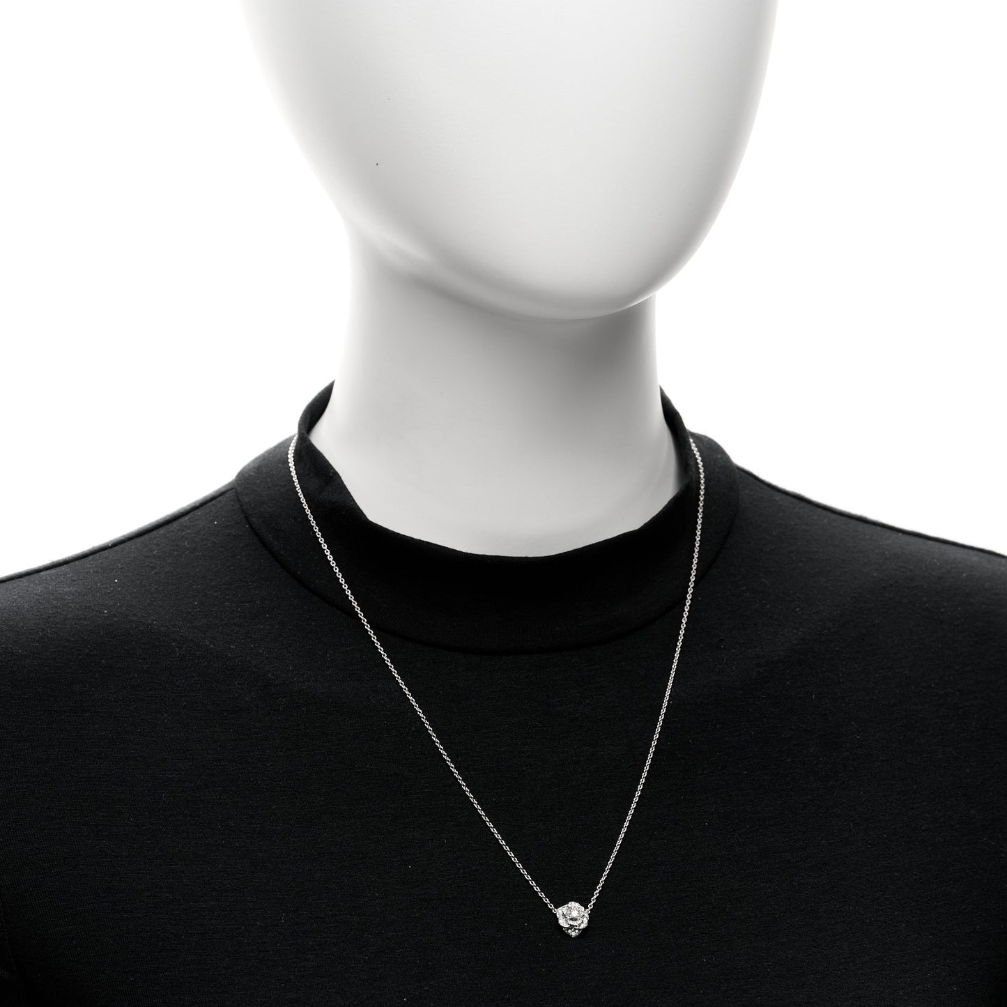 18K White Gold Diamond .23ctw Rose Pendant Necklace