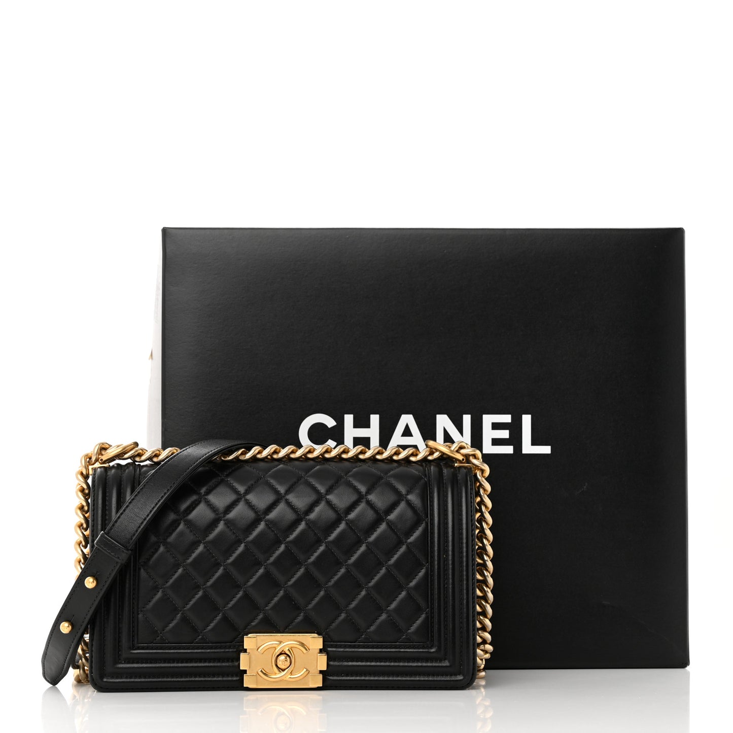 Lambskin Quilted Medium Boy Flap Black