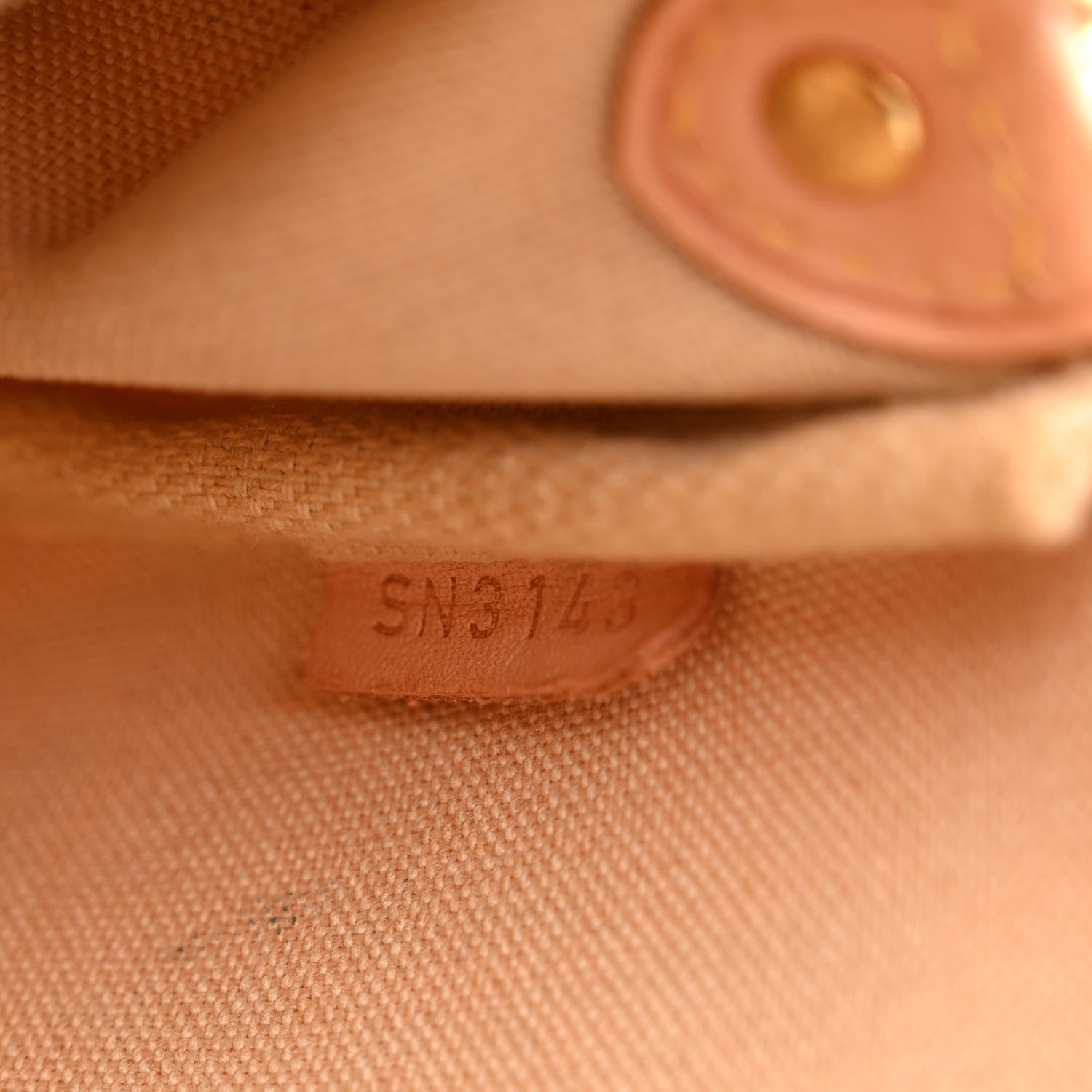 Louis Vuitton Damier Azur Eva Clutch 6 of 10