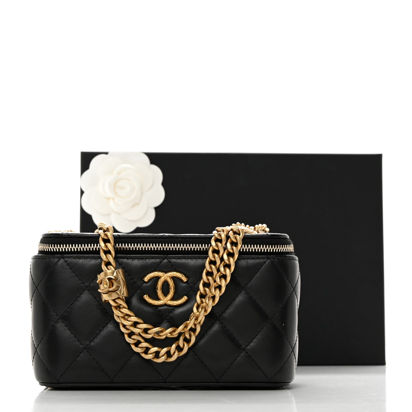 Lambskin Quilted Small Pillow Crush Vanity Case With Chain Black