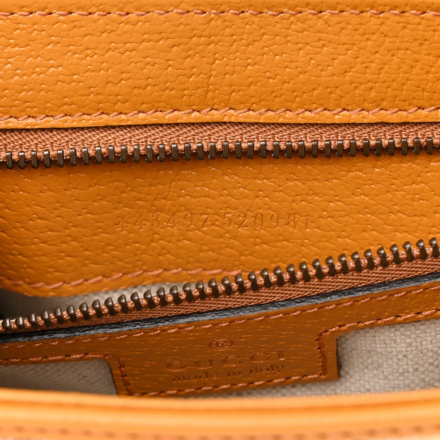 Raffia GG Monogram Matelasse Small GG Marmont Shoulder Bag Natural Beige Off White Sun Oil