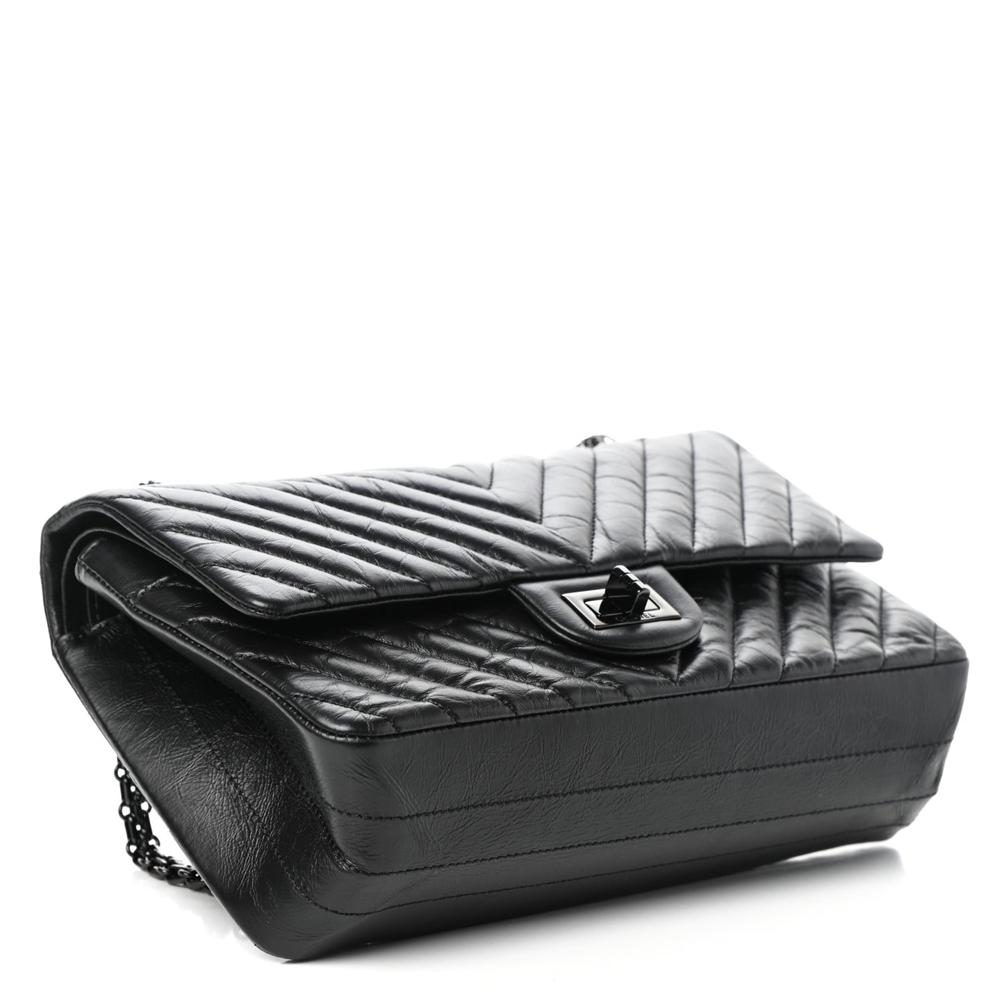 Aged Calfskin Chevron Quilted 2.55 Reissue 225 Flap So Black
