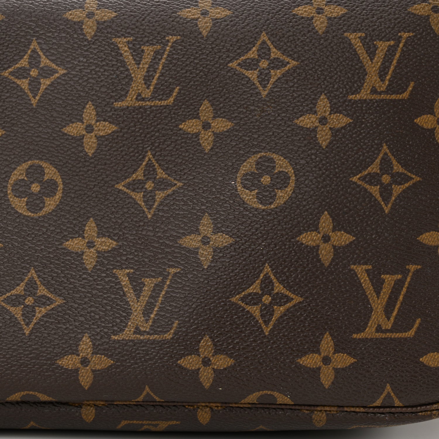 Louis Vuitton Monogram Neverfull MM 17 of 19