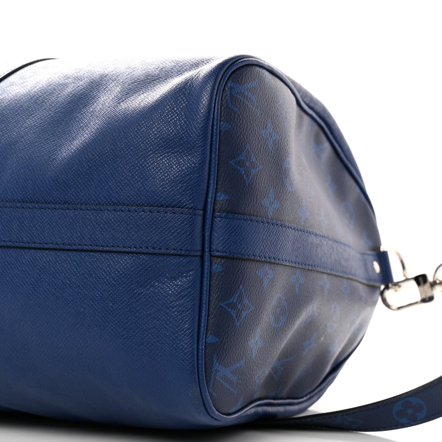 Taiga Monogram Eclipse Keepall Bandouliere 50 Pacific Blue