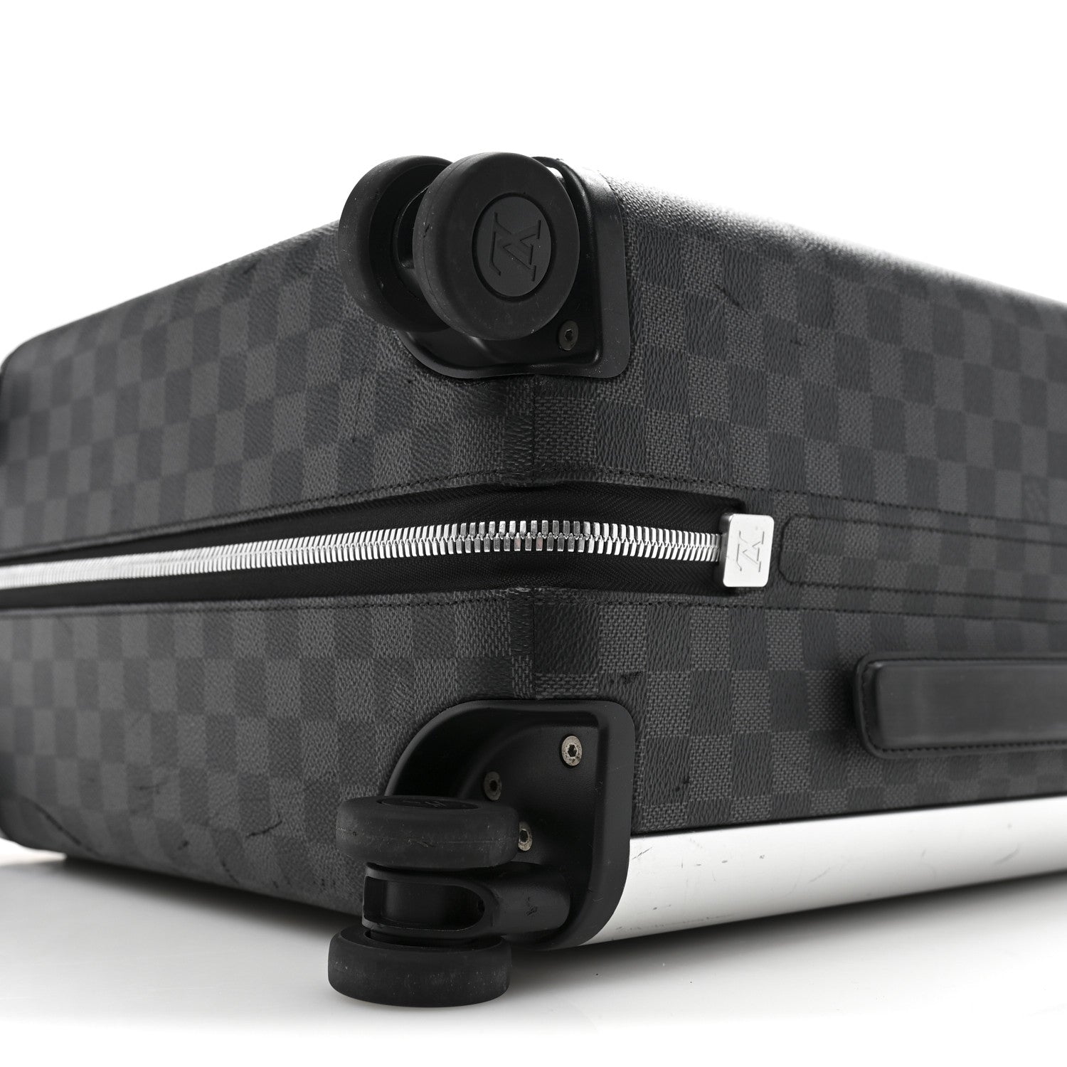 Louis Vuitton Damier Graphite Horizon 7 of 11
