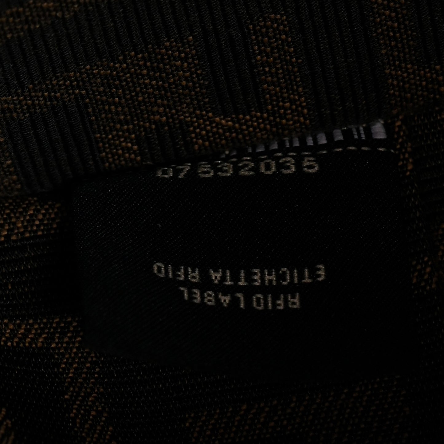 Shiny Nappa Medium Fendi First Poudre