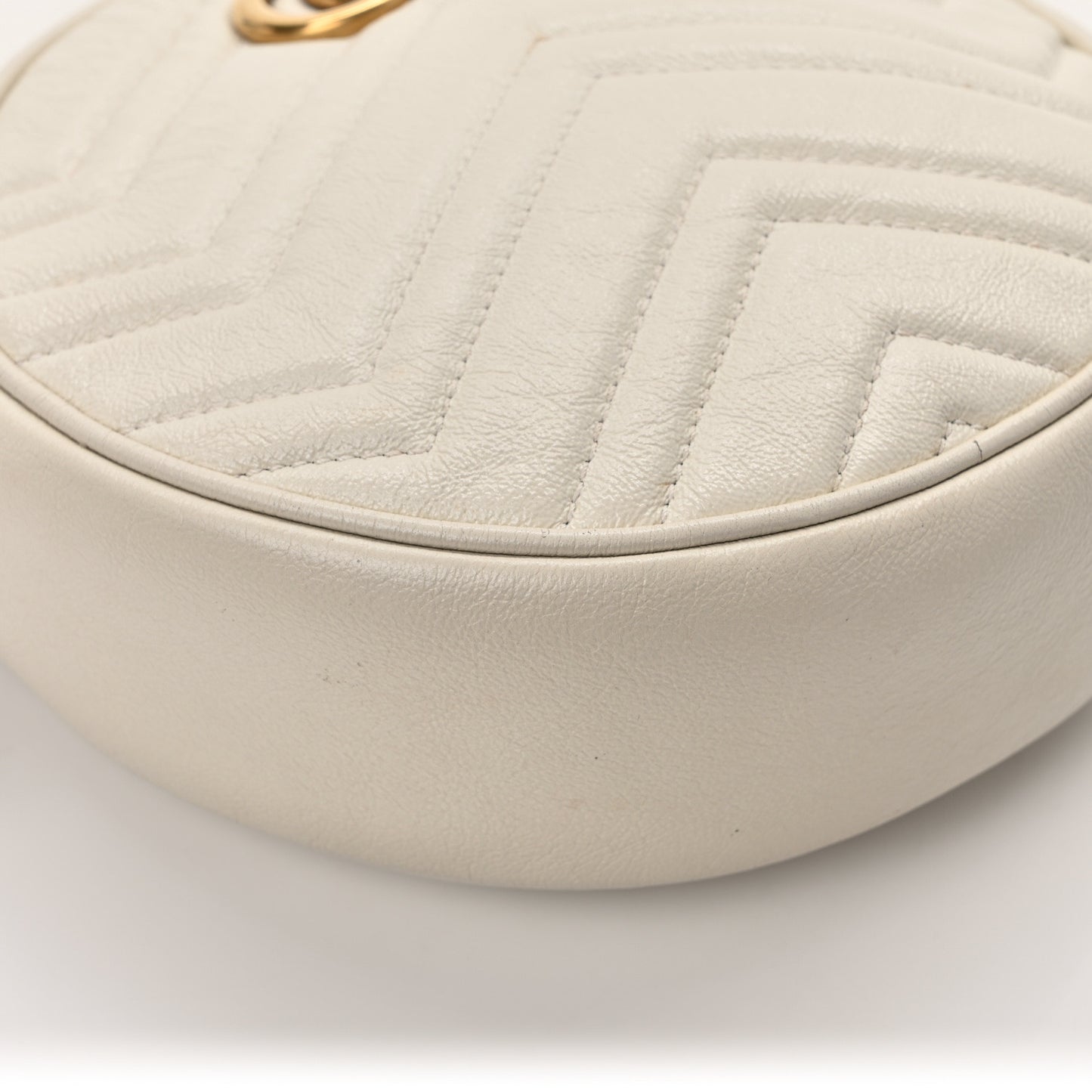 Calfskin Matelasse Mini GG Marmont Round Shoulder Bag White