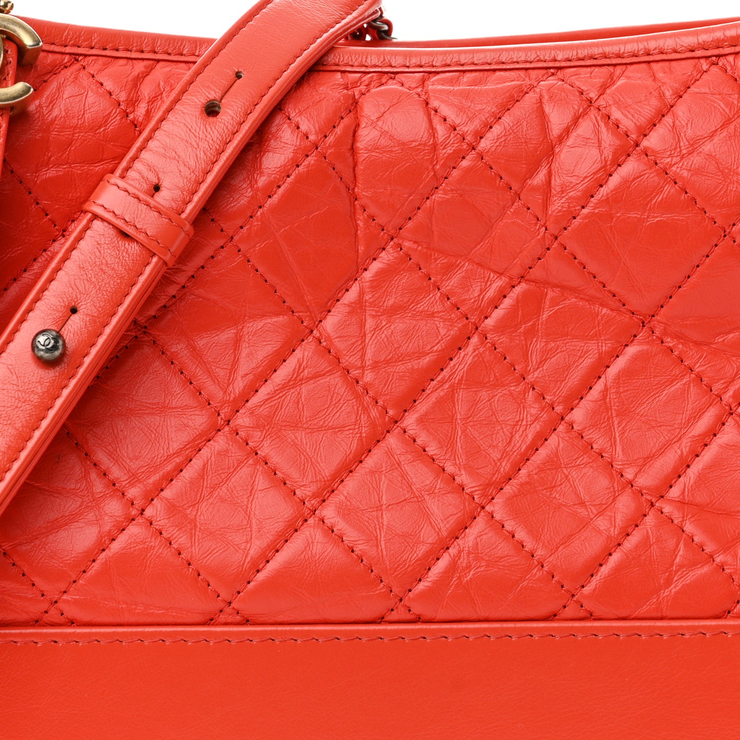 Aged Calfskin Quilted Medium Gabrielle Hobo Red