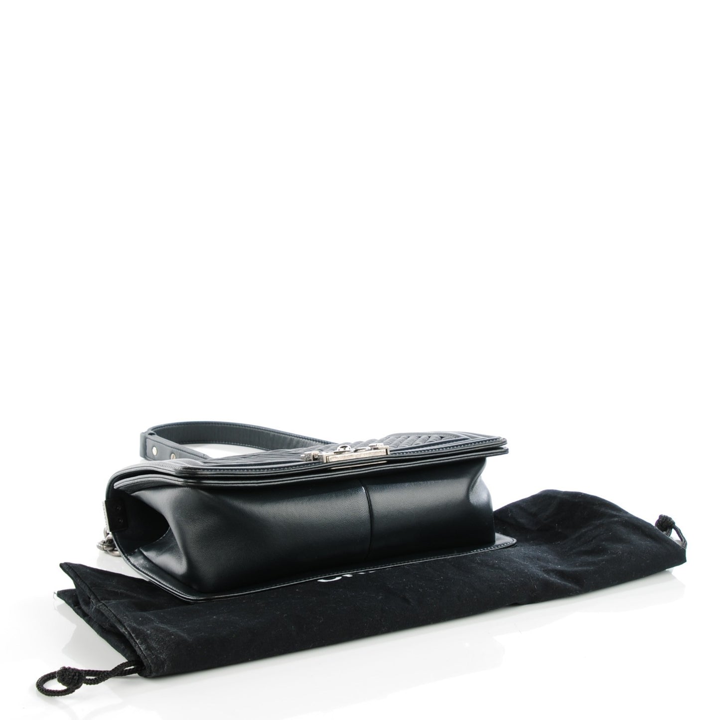 Wrinkled Lambskin Chevron Quilted Medium Boy Flap Navy