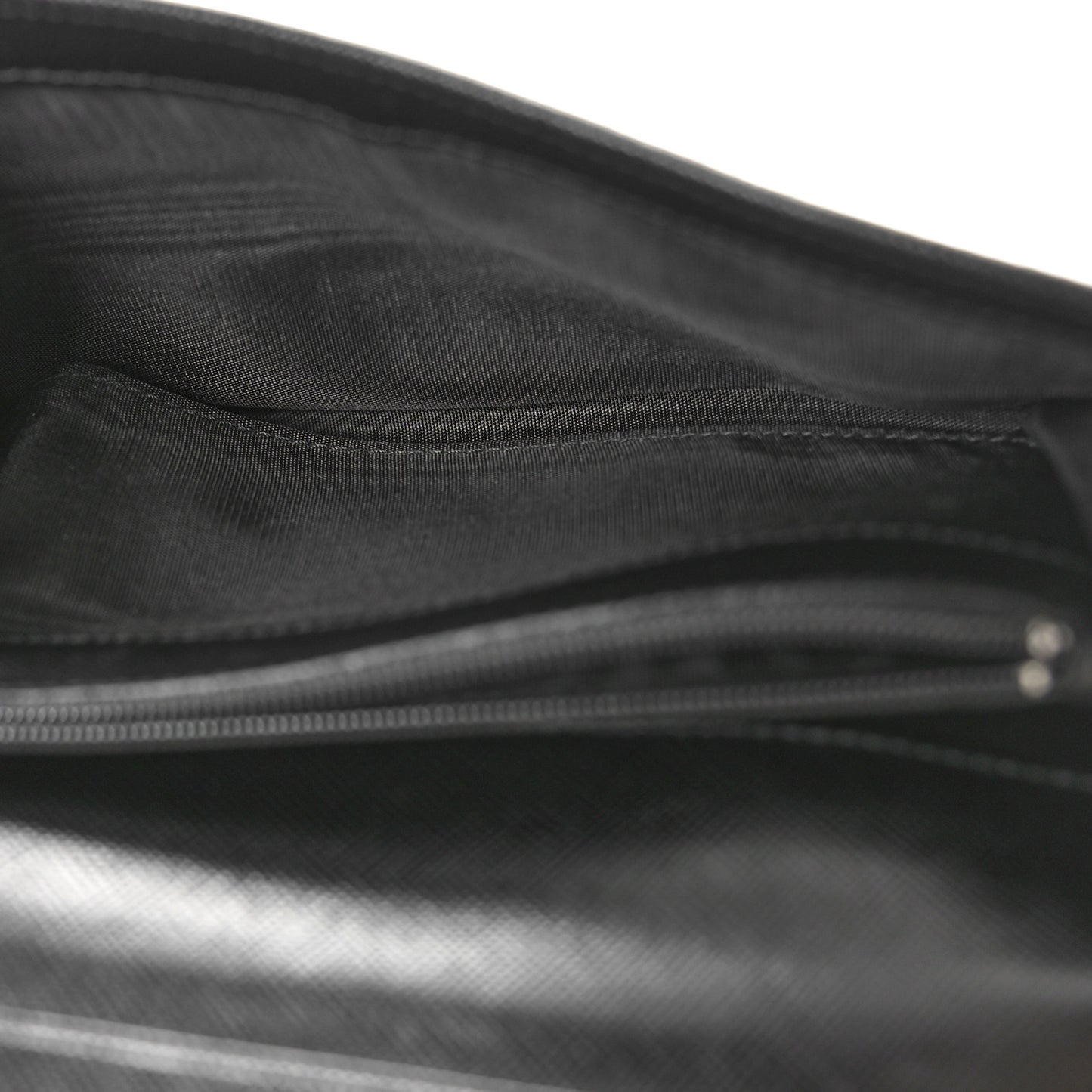 Saffiano Triangle Continental Flap Wallet Black