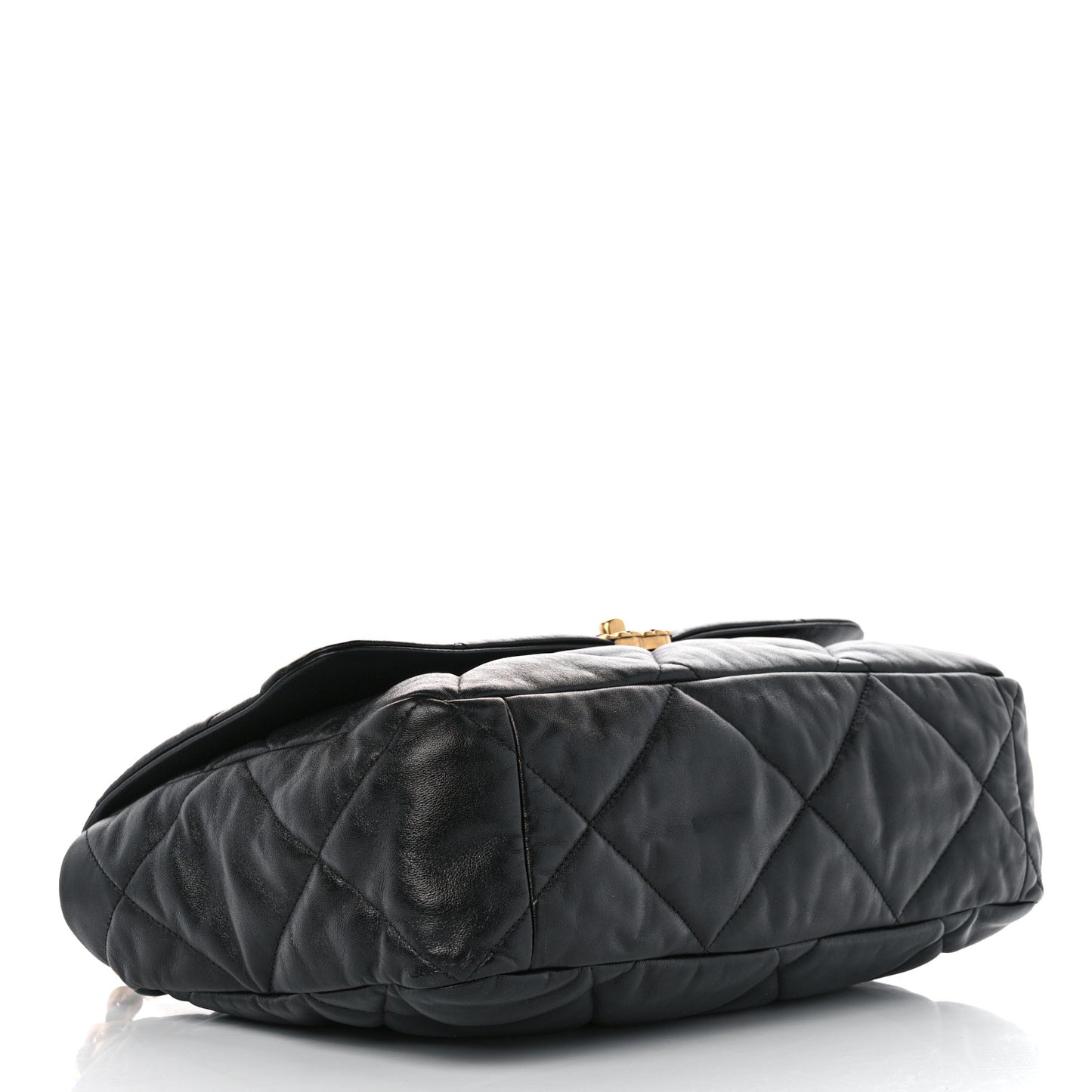 Lambskin Quilted Maxi Chanel 19 Flap Black