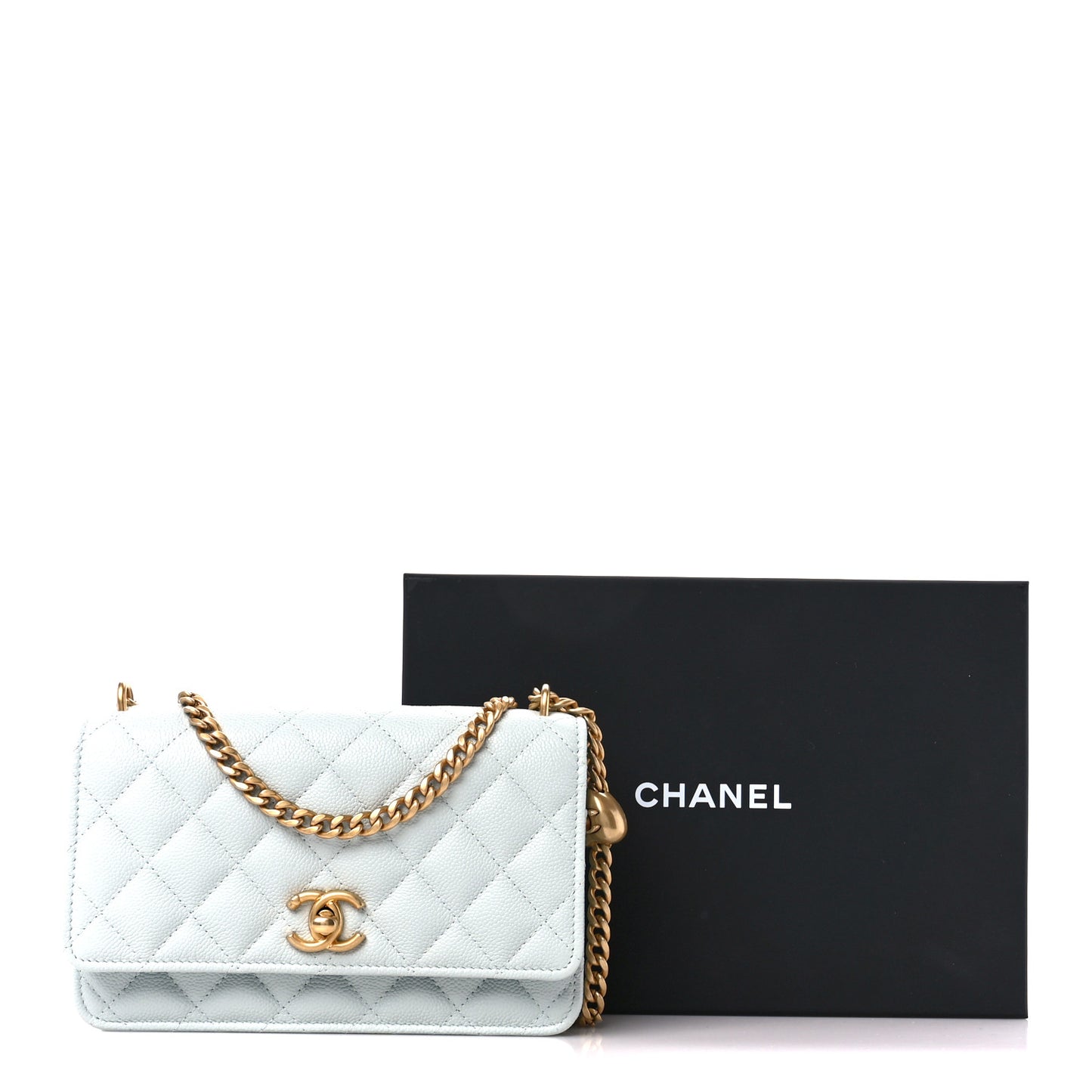 Caviar Quilted Sweetheart Wallet On Chain WOC Light Blue