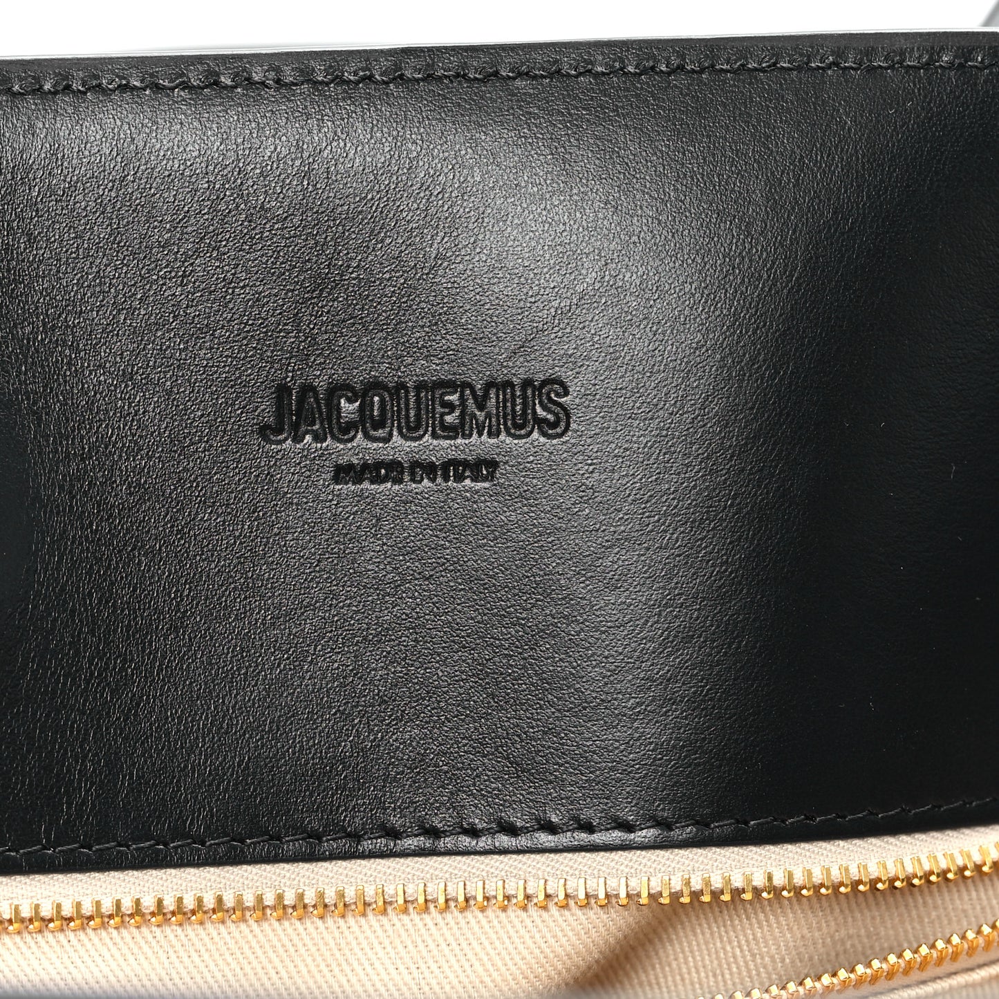 Smooth Calfskin Le Bambola Moyen Black